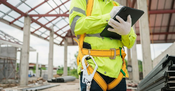 Builder’s risk vs. Wrap-up liability: What’s the difference?